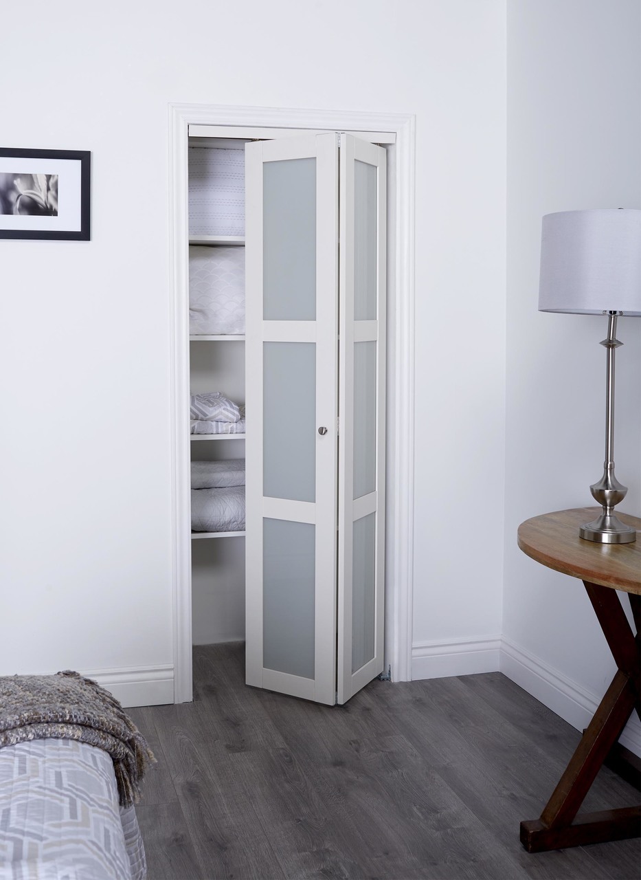 Prefinished Engineered Wood Bifold Sliding Door With 3 Lite