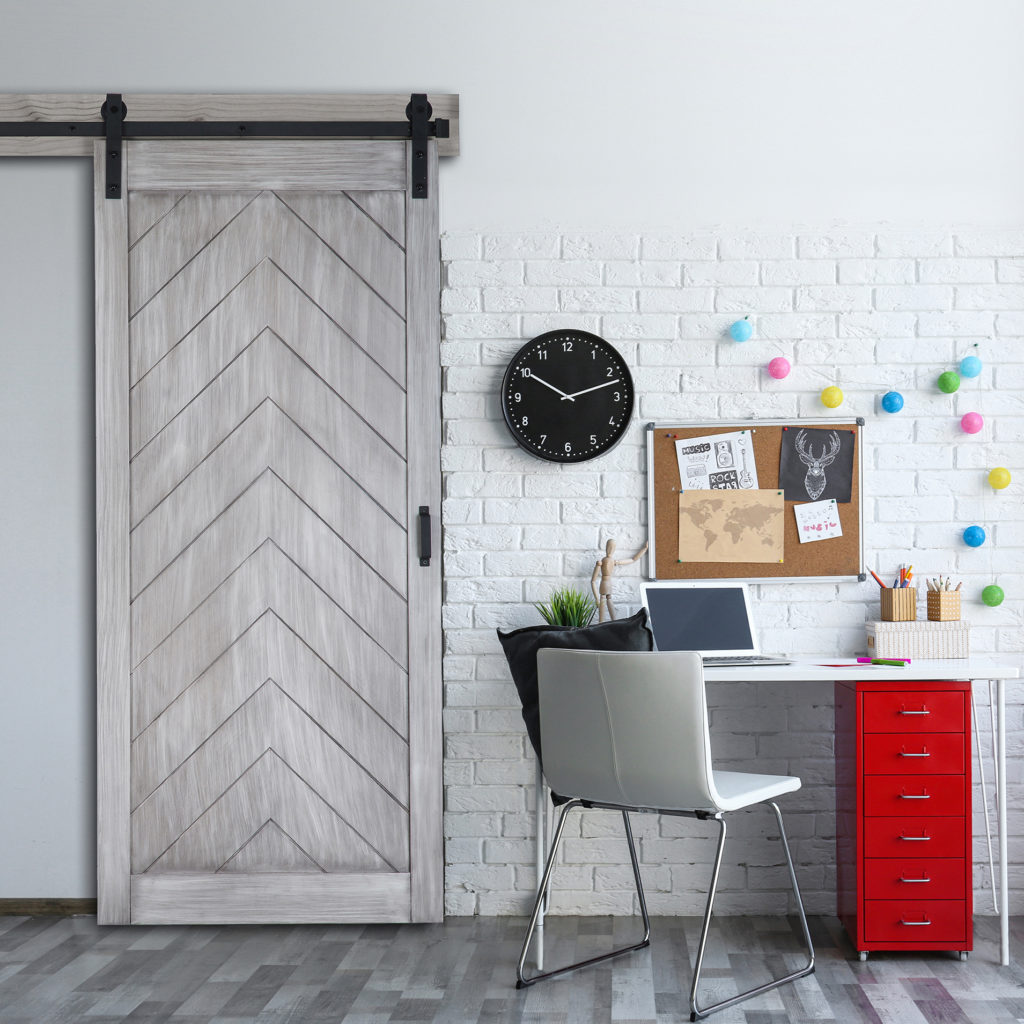 Renin at the 2018 Tupelo Furniture Market Renin