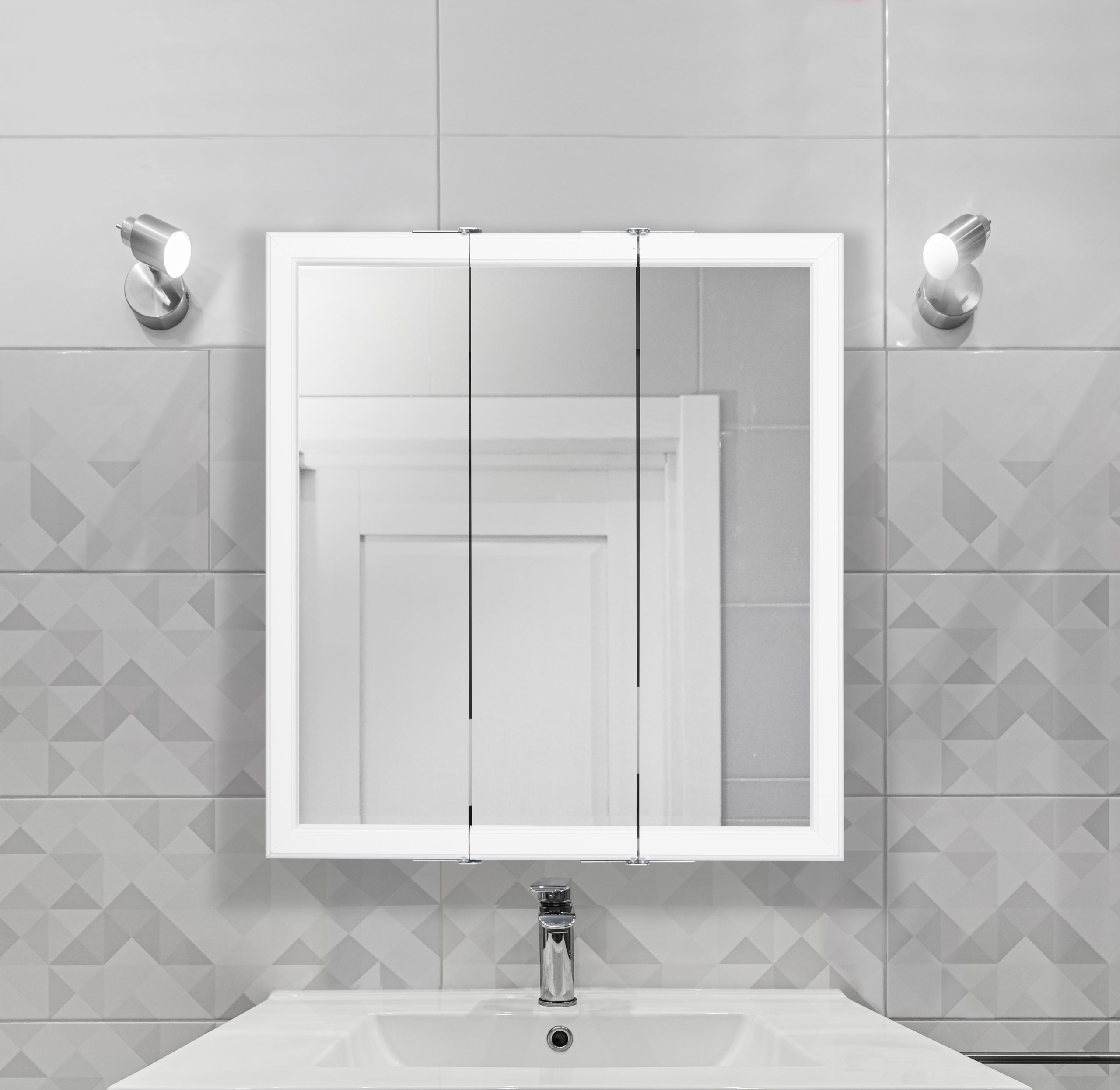 Ryde Surface Mount TriView Mirror Medicine Renin Medicine